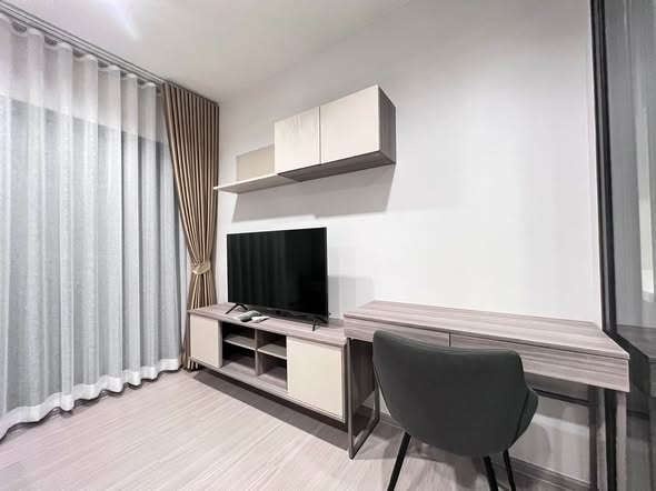 bedroom and room interior of Life Sathorn Sierra ไลฟ์ สาทร เซียร์รา