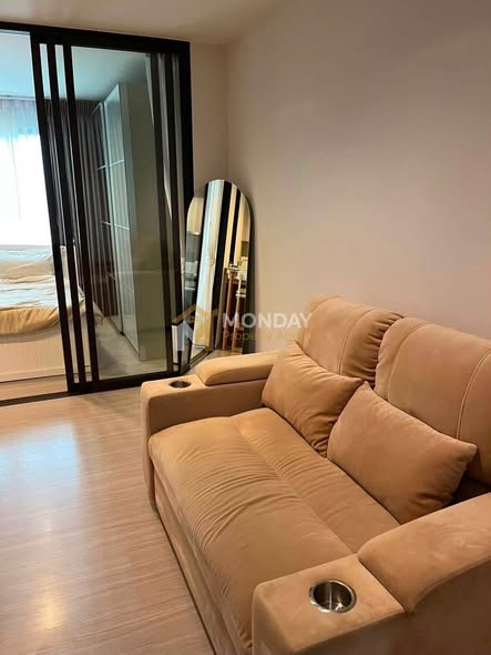 living room and room interior of Life Sathorn Sierra ไลฟ์ สาทร เซียร์รา