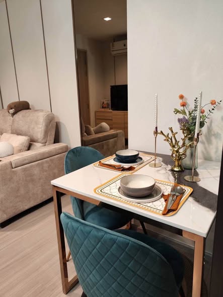 room interior of Life Sathorn Sierra ไลฟ์ สาทร เซียร์รา