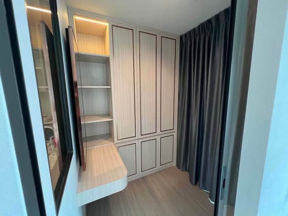 room interior of Life Sathorn Sierra ไลฟ์ สาทร เซียร์รา
