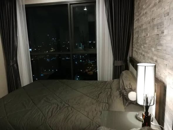 bedroom of Life Sukhumvit 48