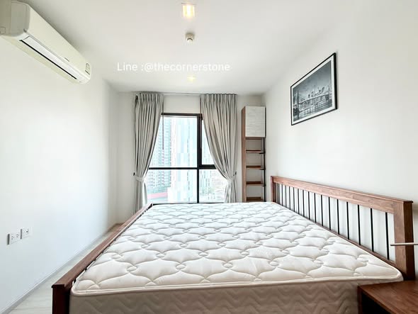 bedroom of Life Sukhumvit 48