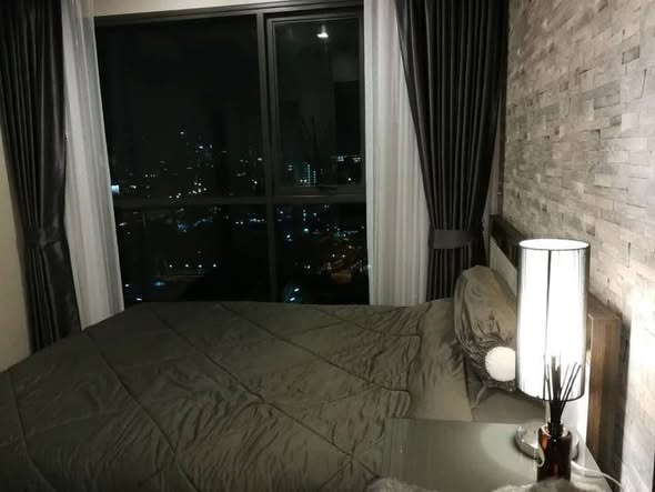bedroom of Life Sukhumvit 48