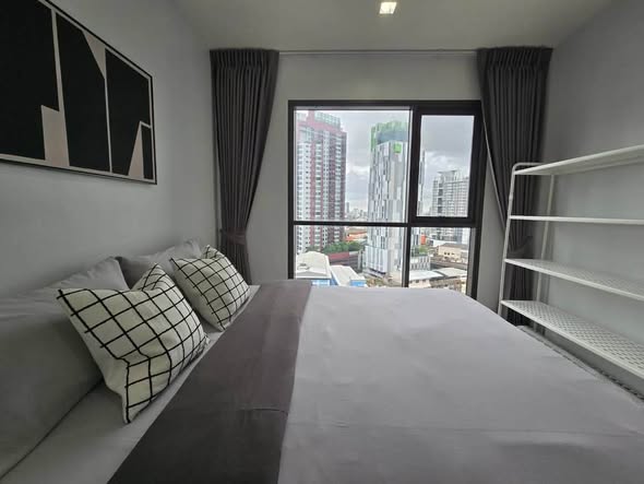 bedroom of Life Sukhumvit 48