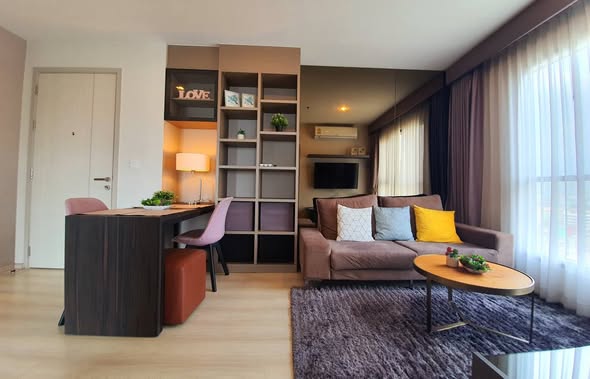 bedroom and living room of Life Sukhumvit 48