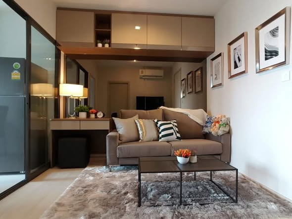 bedroom and living room of Life Sukhumvit 48