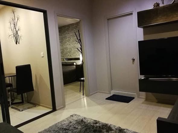 bedroom and living room and room interior of Life Sukhumvit 48