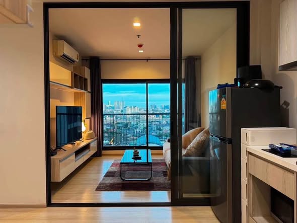 living room and bedroom and room interior of Life Sukhumvit 48