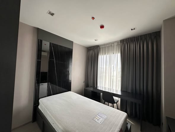 bedroom of Life Sukhumvit 62