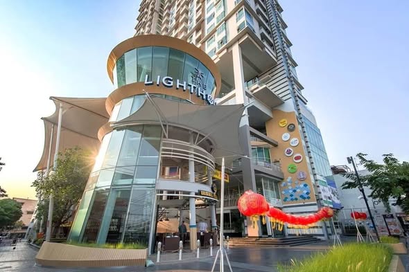 Lighthouse Condominium