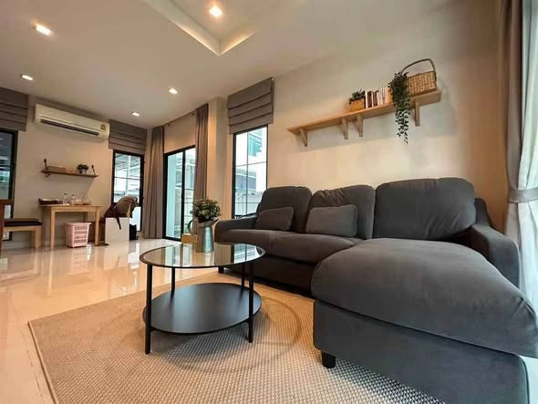 living room of หมู่บ้านออร่า