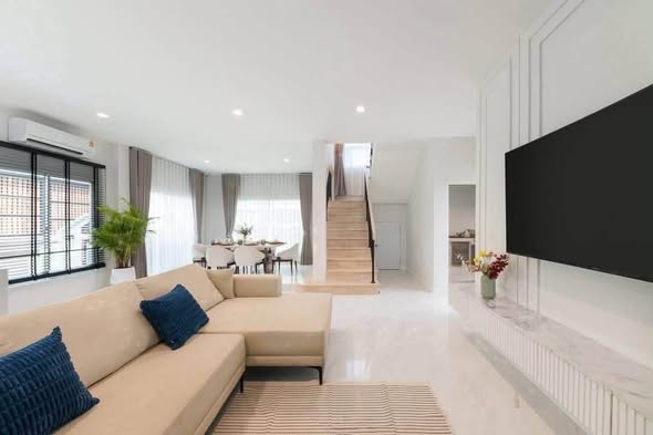 living room of ลัดดารมย์ วงแหวน-รามอินทรา