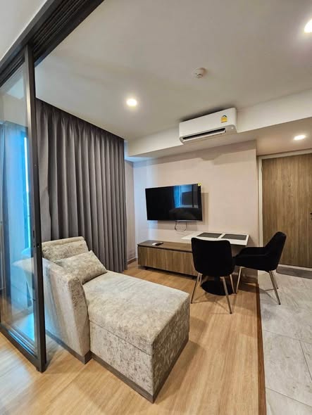bedroom and living room and room interior of LLoyd Soonvijai Condo