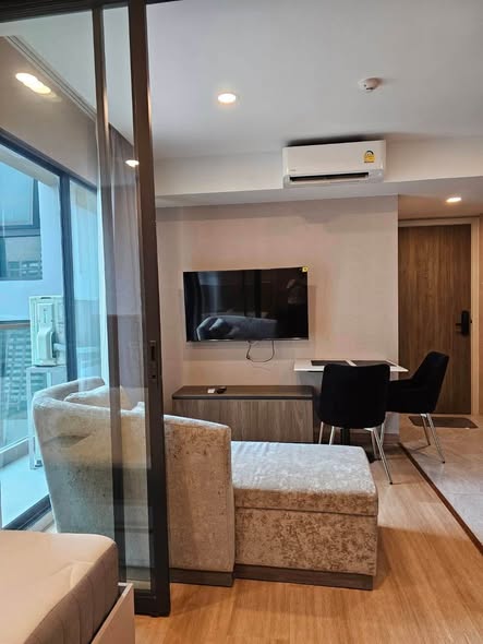 living room and room interior of LLoyd Soonvijai Condo