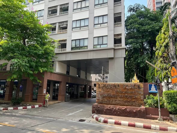 Lumphini Place Narathiwat 24