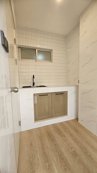 bathroom of Lumpini Center Lad Prao 111
