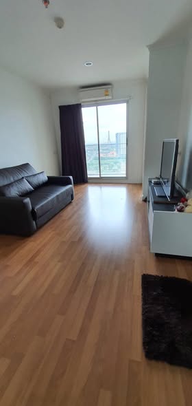 living room of Lumpini Park Riverside Rama 3