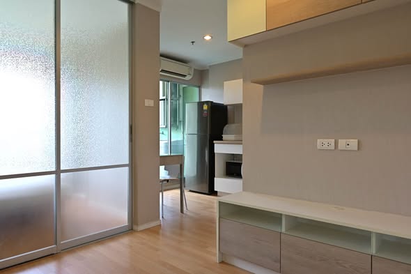 room interior of Lumpini Place Boromarajonani – Pinklao