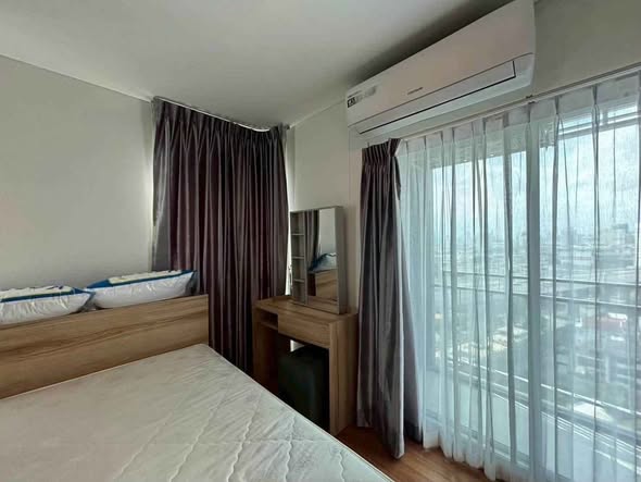 bedroom of Lumpini Place Rama 3 – Riverine