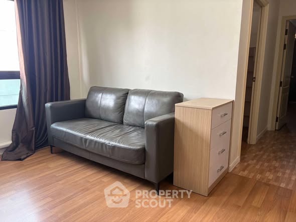 living room of Lumpini Place Rama 4 – Kluai Nam Thai