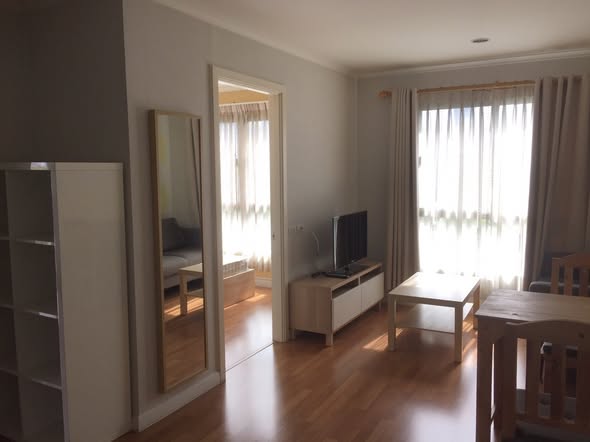 room interior of Lumpini Place Rama 4 – Kluai Nam Thai