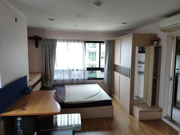 bedroom of Lumpini Place Ratchada-Tha Phra