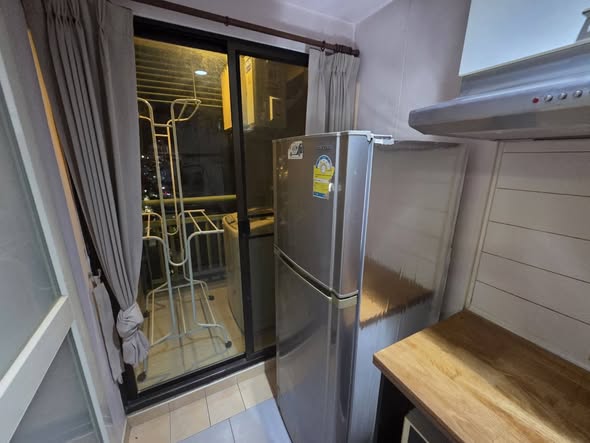 kitchen of Lumpini Place Ratchada-Tha Phra