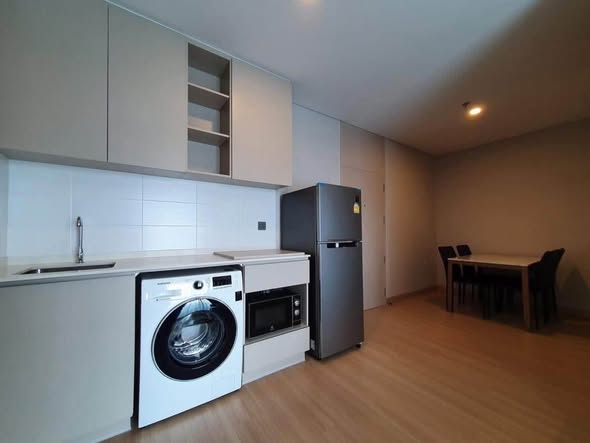 Lumpini Suite Phetchaburi – Makkasan