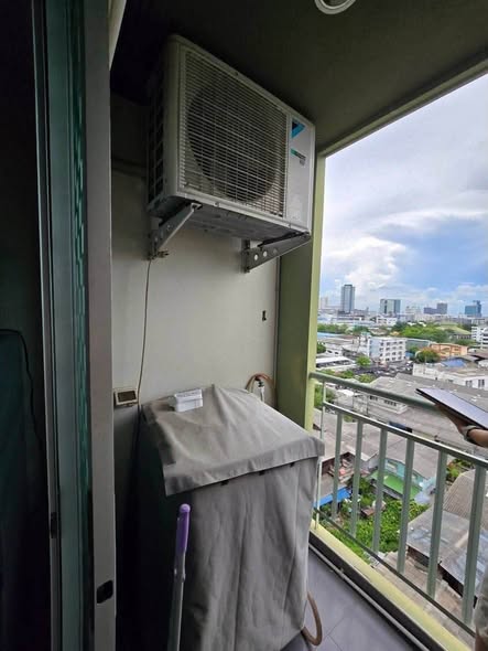 bathroom of Lumpini Ville La Salle – Bearing