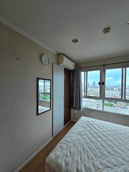 bedroom of Lumpini Ville La Salle – Bearing