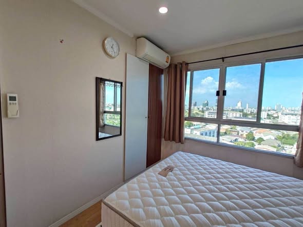 bedroom of Lumpini Ville La Salle – Bearing