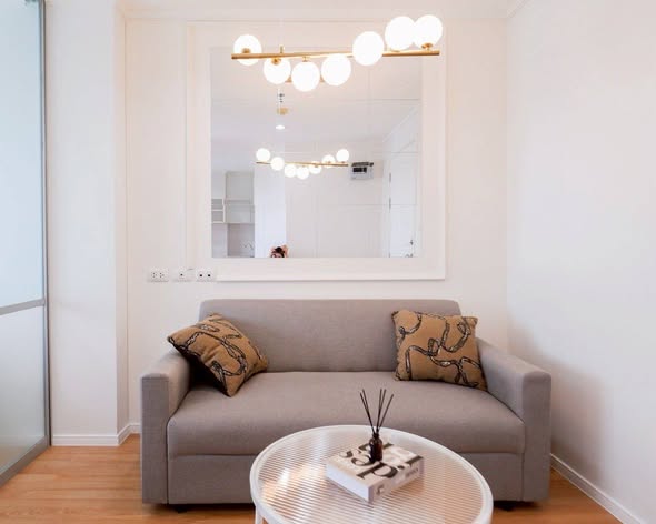 living room of Lumpini Ville La Salle – Bearing