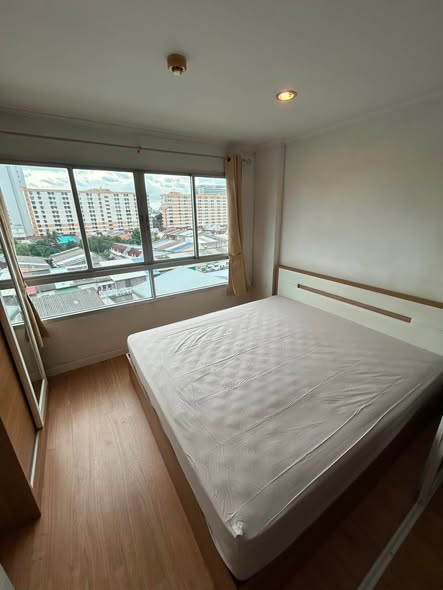 bedroom of Lumpini Ville Ramkhamhaeng 26