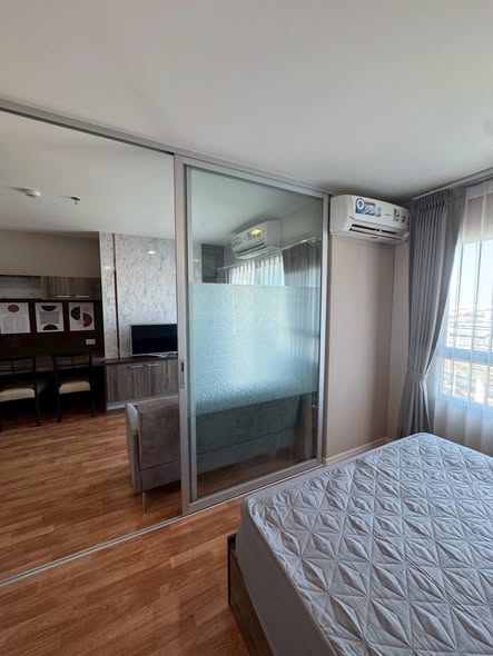bedroom and room interior of Lumpini Ville Suk Sawat – Rama 2
