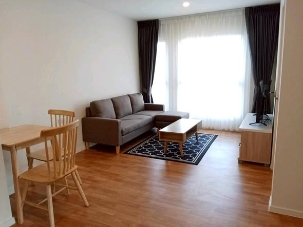 living room of Lumpini ville Sukhumvit 101/1