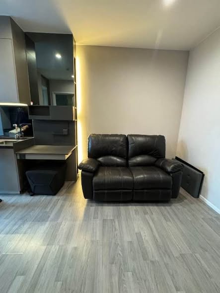 living room of Lumpini Ville Sukhumvit 77-2