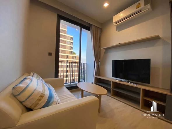 bedroom of M Thonglor 10