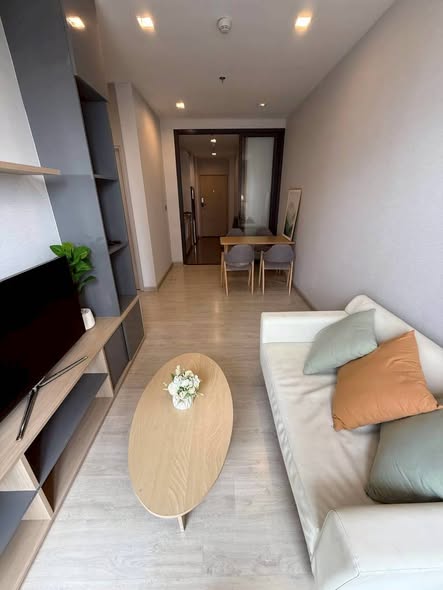 M Thonglor 10