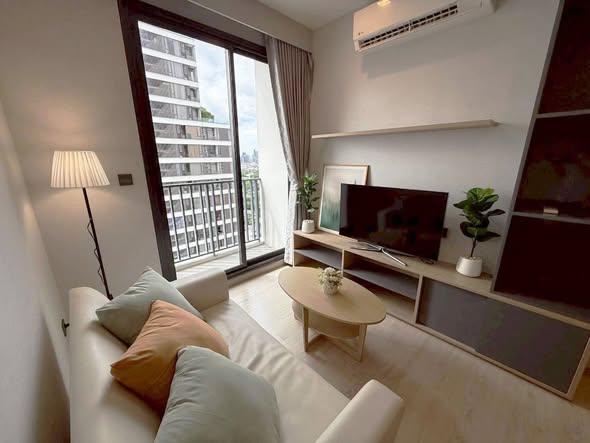 M Thonglor 10