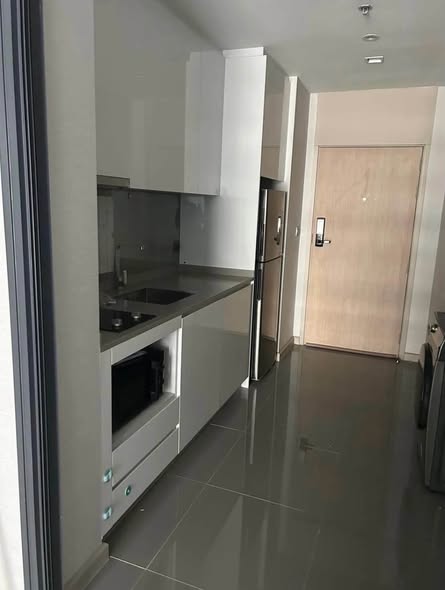 M Thonglor 10