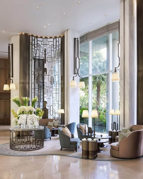 living room of Magnolias Ratchadamri Boulevard