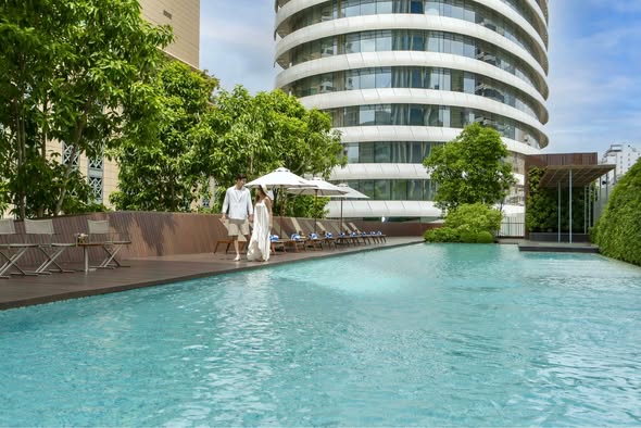 pool of Magnolias Ratchadamri Boulevard