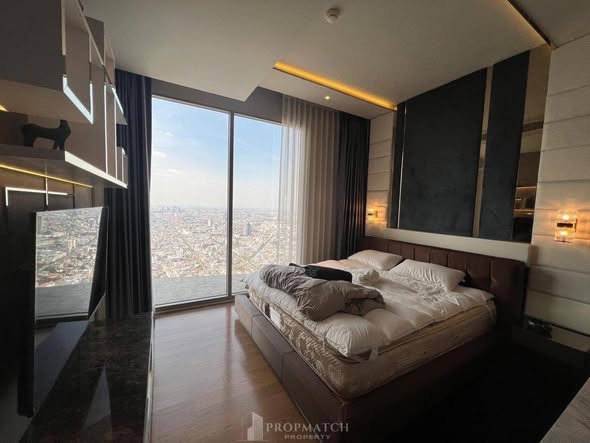 bedroom of Magnolias Waterfront Residences
