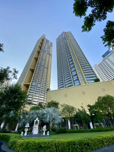 Magnolias Waterfront Residences