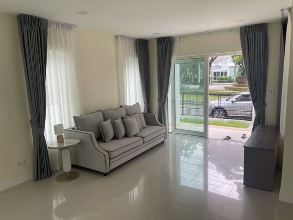bedroom and living room and room interior of Mantana Bangna KM.13 มัณฑนา บางนา กม.13