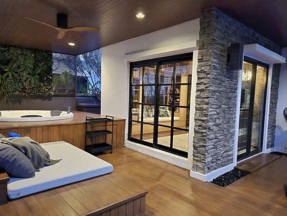 bedroom and room interior of Mantana Bangna Km.7 มัณฑนา บางนา กม.7