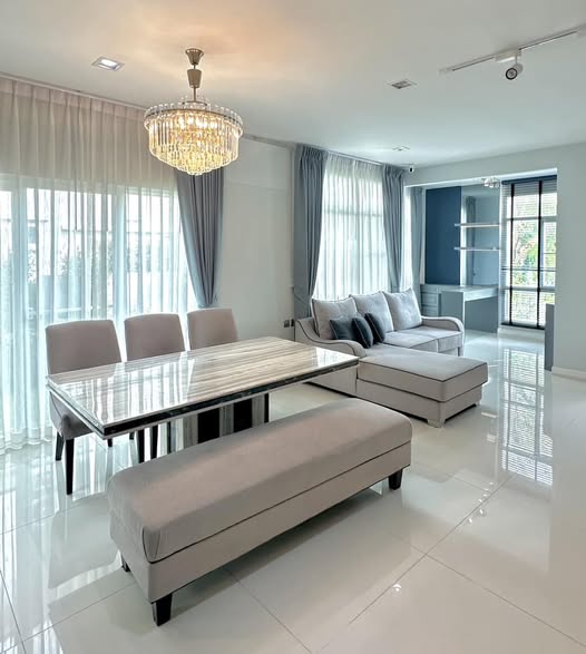 Mantana Westgate