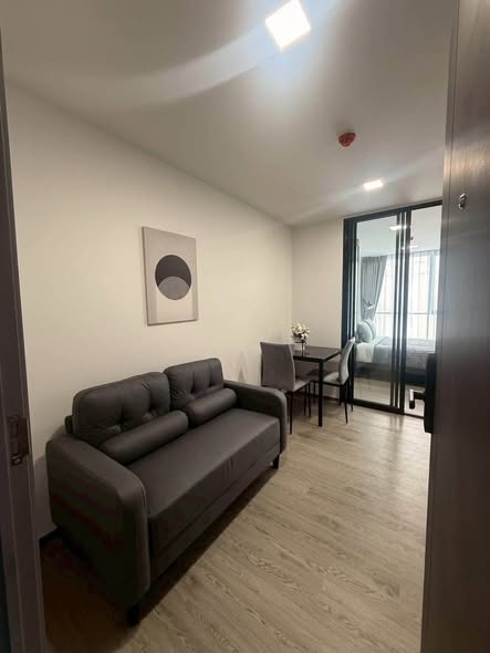 living room of Maroon Ratchada 32 (สำนักงานขาย)