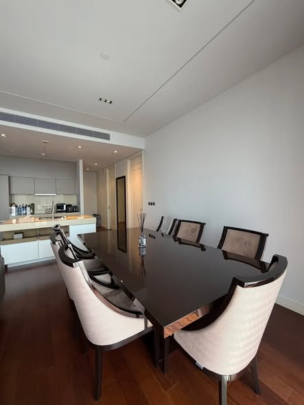 room interior of MARQUE Sukhumvit