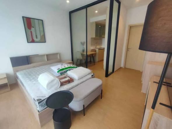 bedroom of MARU Ekkamai 2